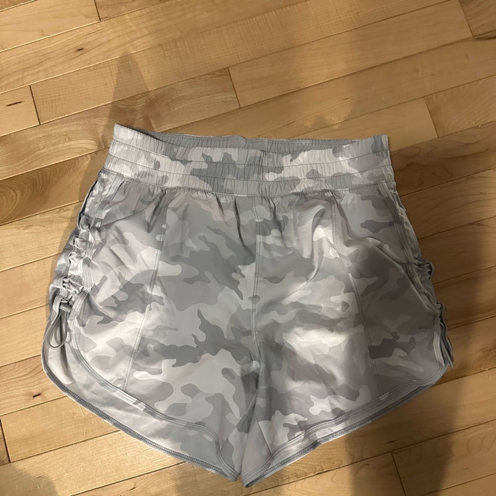 Avia Shorts